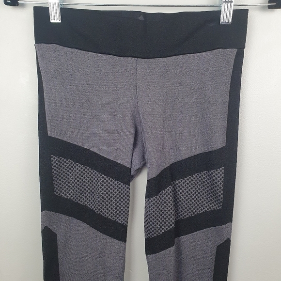 NUX Velocity Seamless Leggings Mid/Low Rise Black/Gray Women's Size S - Picture 5 of 10